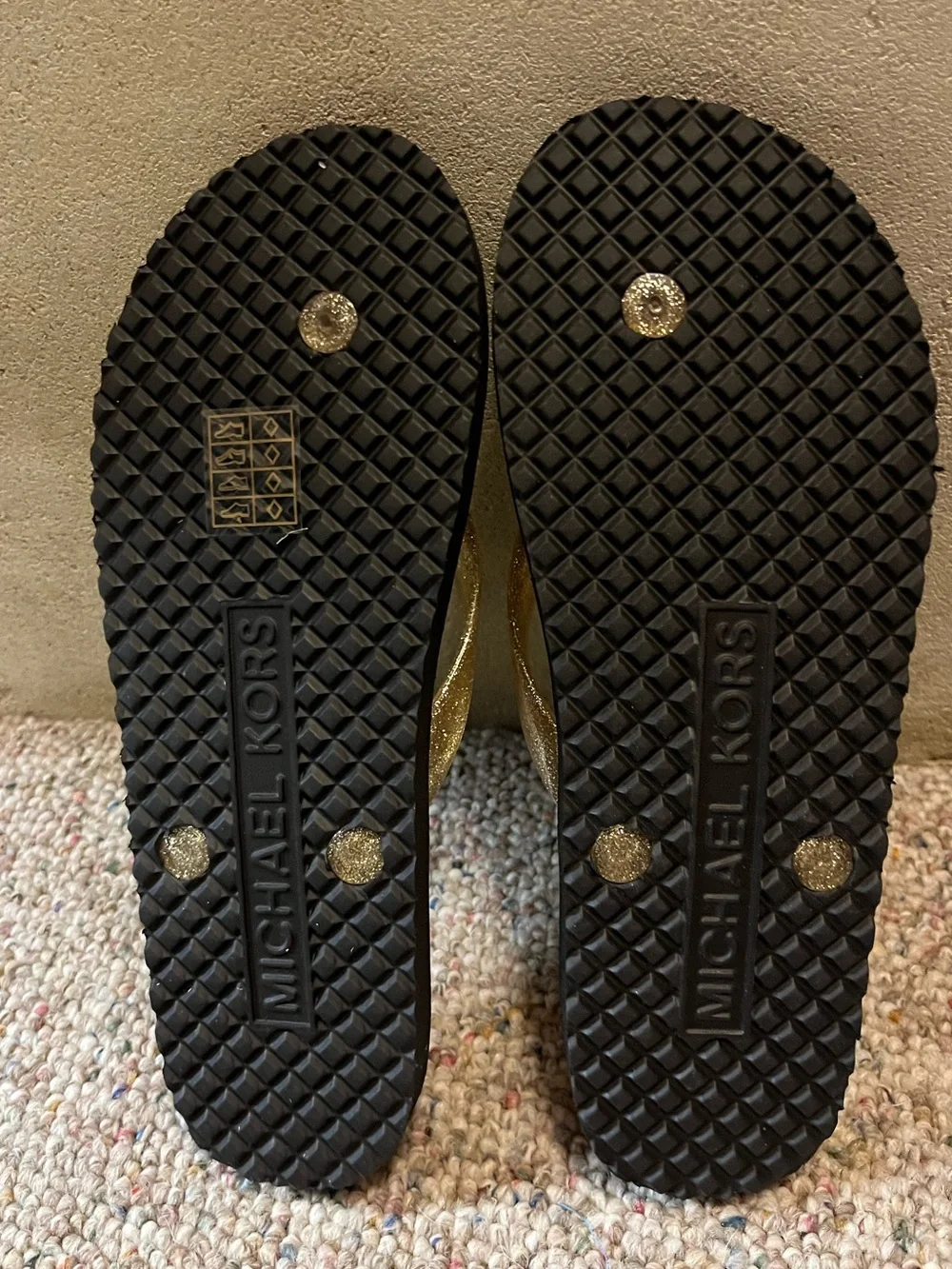 🆕 MICHAEL Michael Kors Glitter Logo Flip Flops